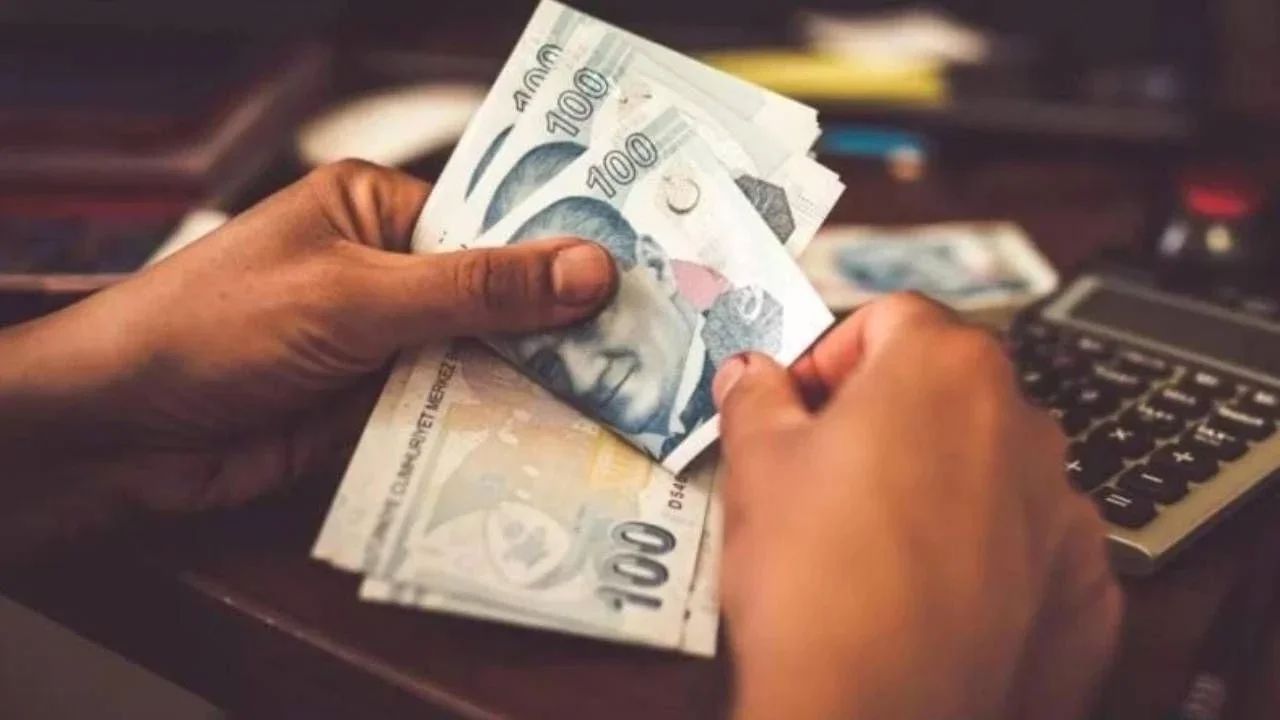 Acil Para İsteyenler: Banka Kartınıza 50.000 TL Ödenecek